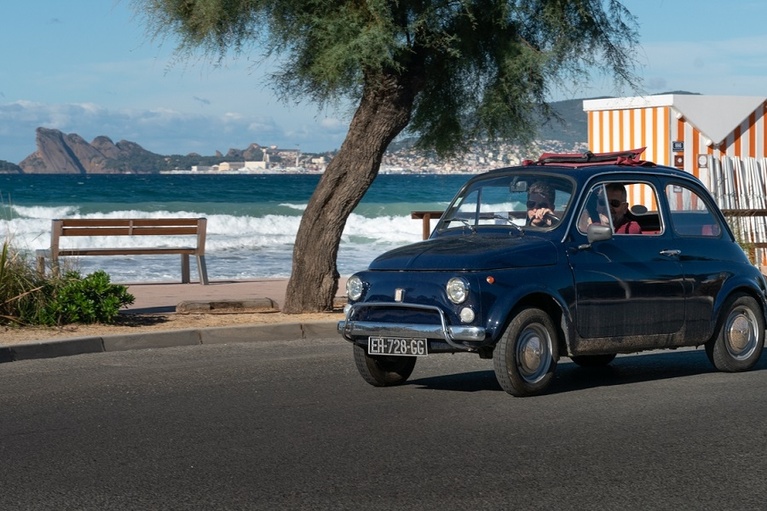 Découvrez le bord de mer en cabriolet